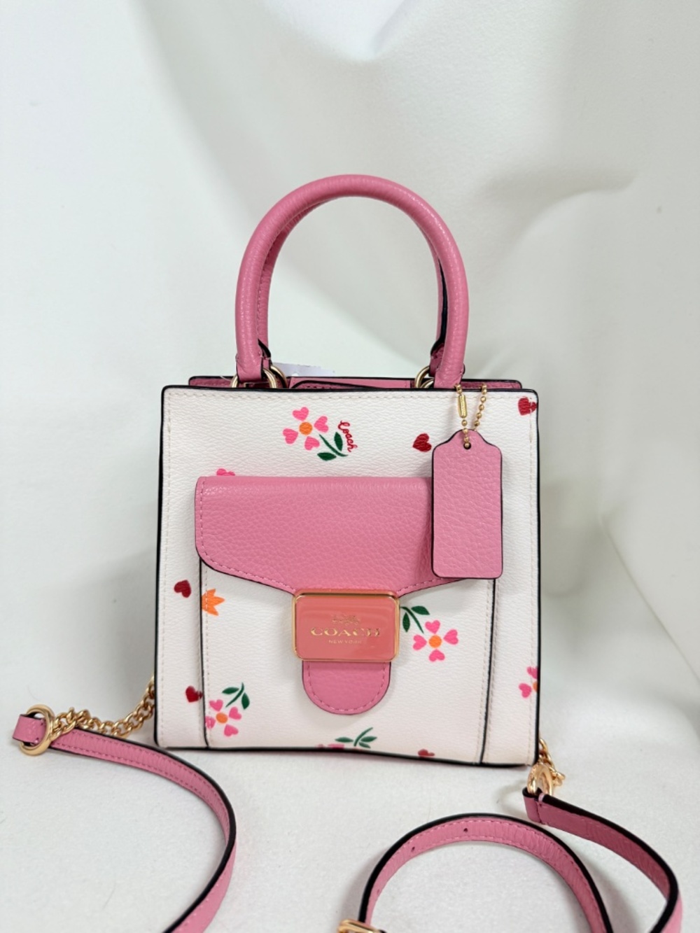 coach Mini Pepper Crossbody With Heart Petal Print c7599
